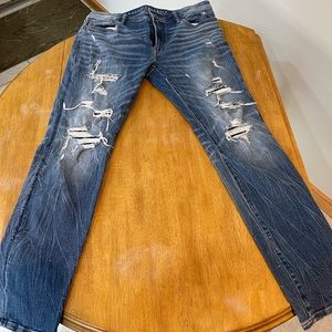 American Eagle Outfitters next level airflex distressed damaged jeans like new